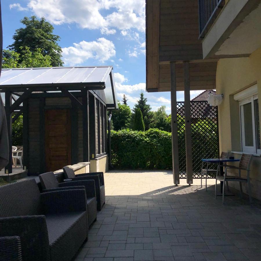 Juno Apartman Vendeghaz Miskolc Exteriör bild