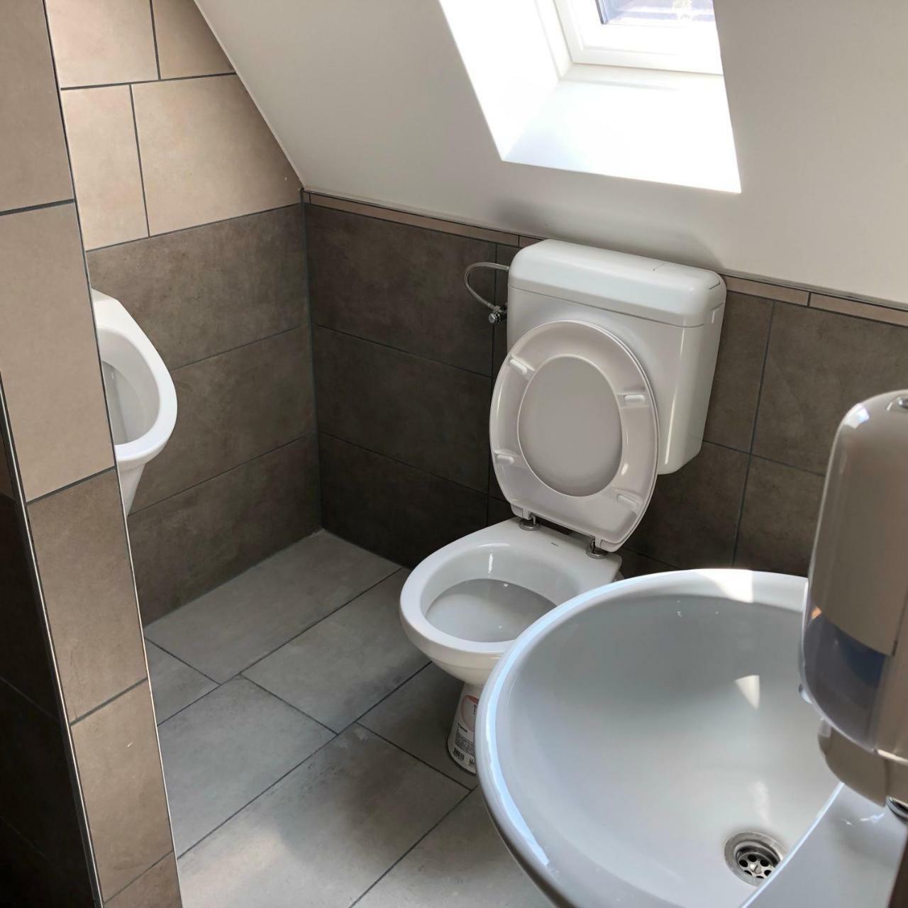 Juno Apartman Vendeghaz Miskolc Exteriör bild