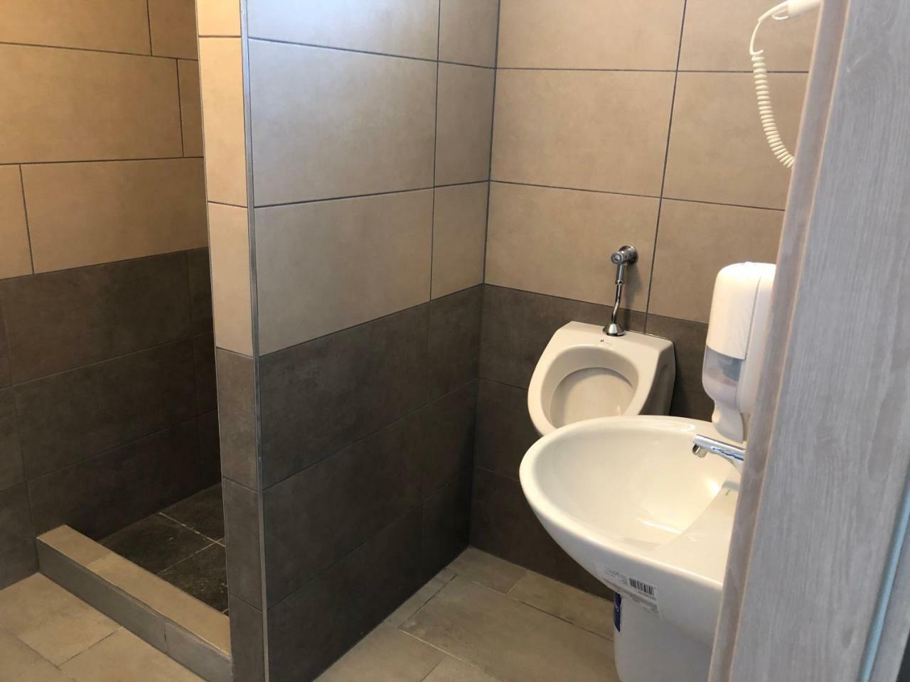 Juno Apartman Vendeghaz Miskolc Exteriör bild
