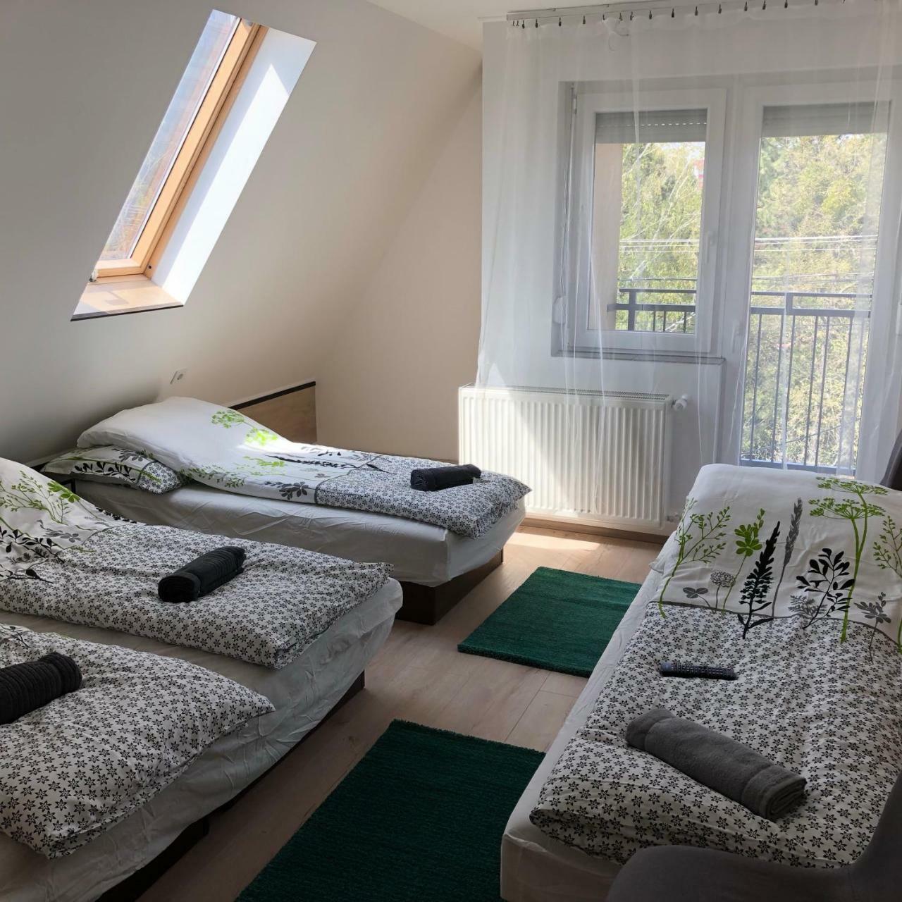 Juno Apartman Vendeghaz Miskolc Exteriör bild
