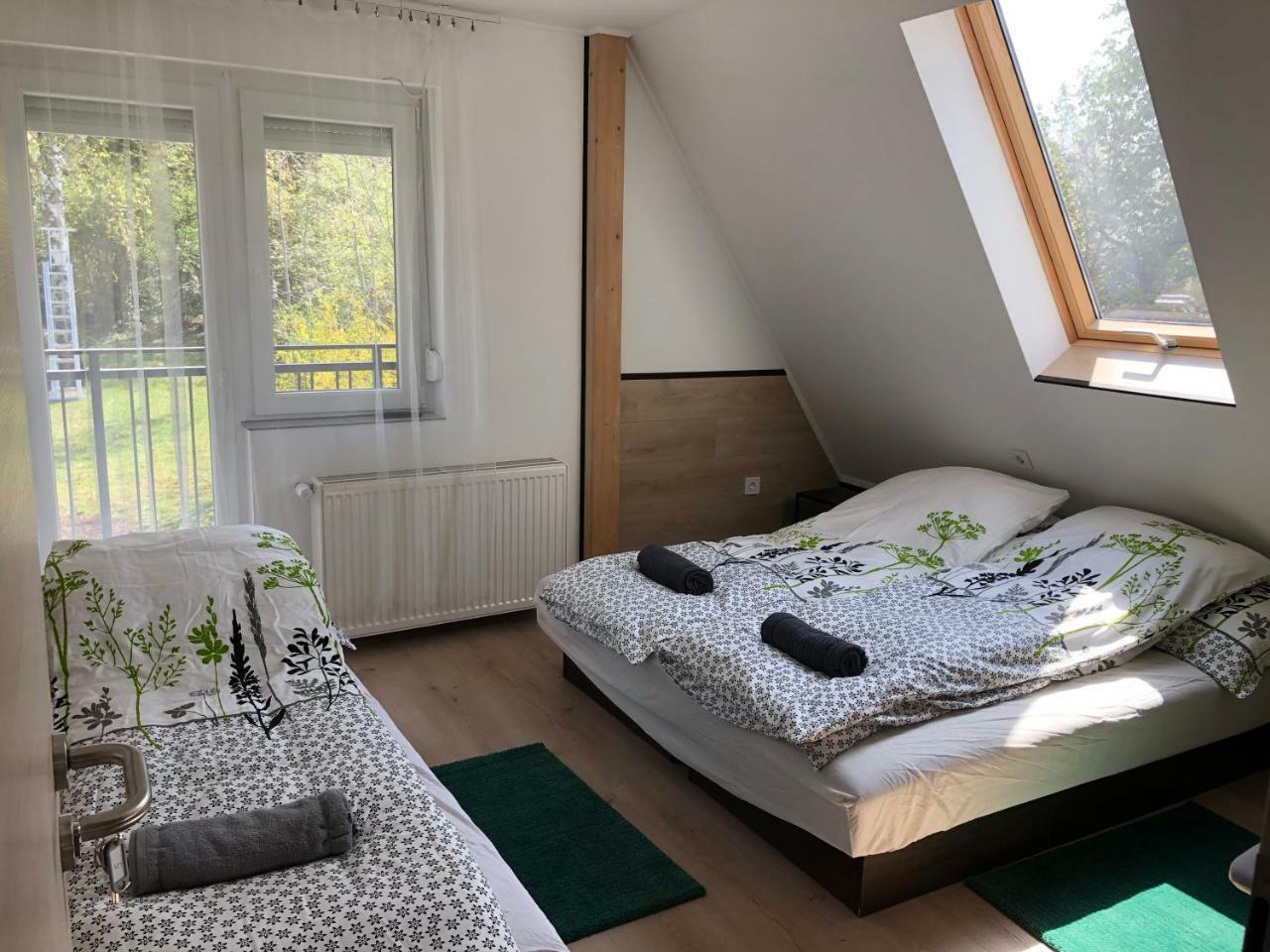 Juno Apartman Vendeghaz Miskolc Exteriör bild